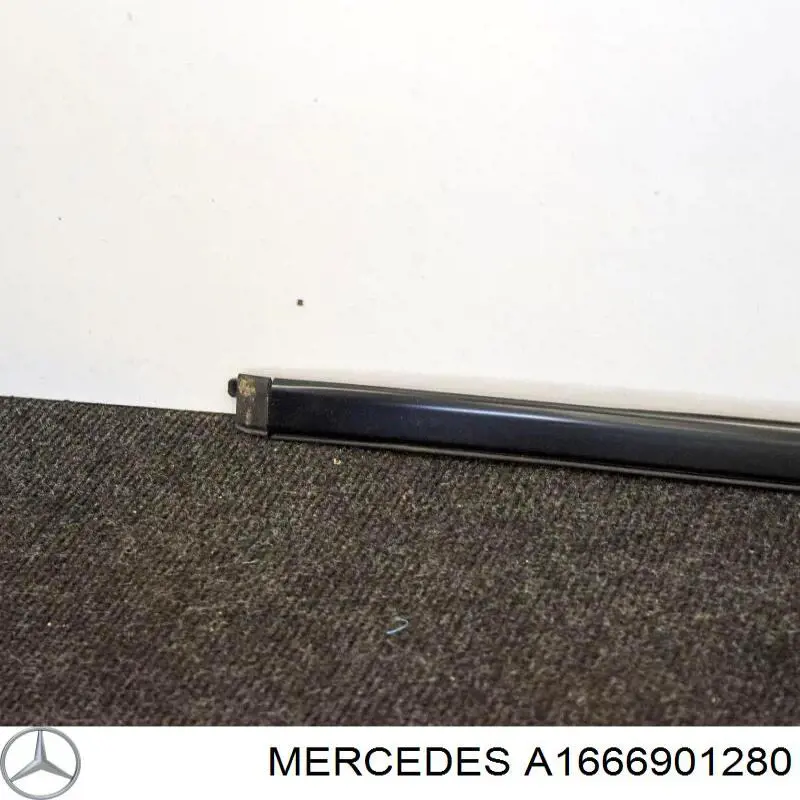  1666901280 Mercedes