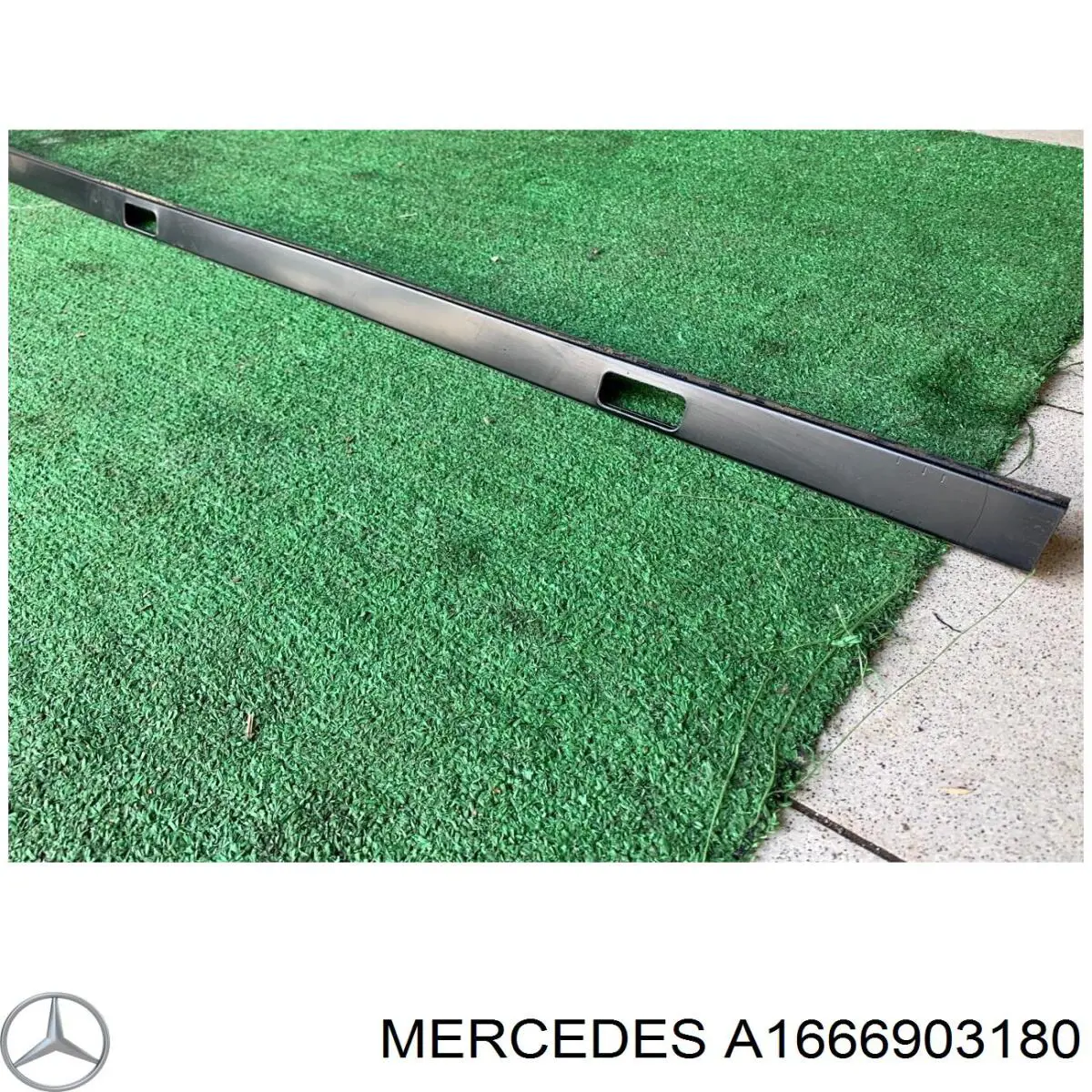 A1666903180 Mercedes 