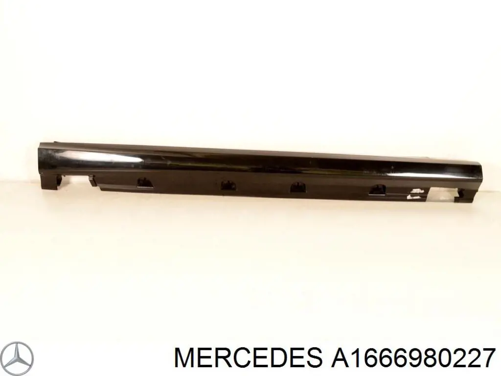  Mercedes A1666980227