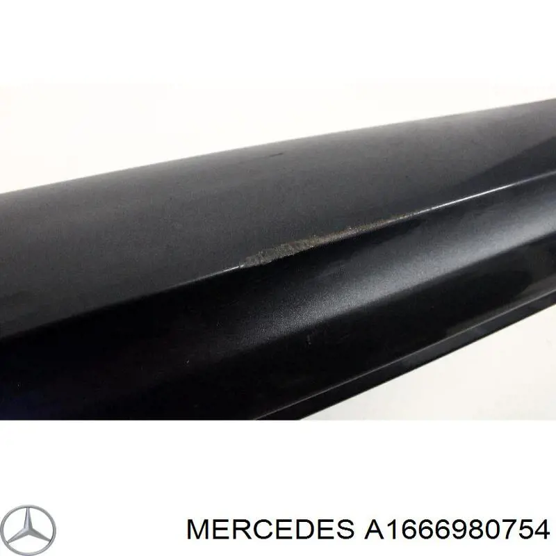 Купити A1666980754 Mercedes Накладка зовнішня (молдинг) порога, лівий