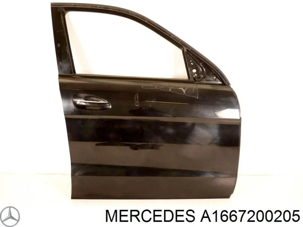 Двері праві передні A1667200205 Mercedes
