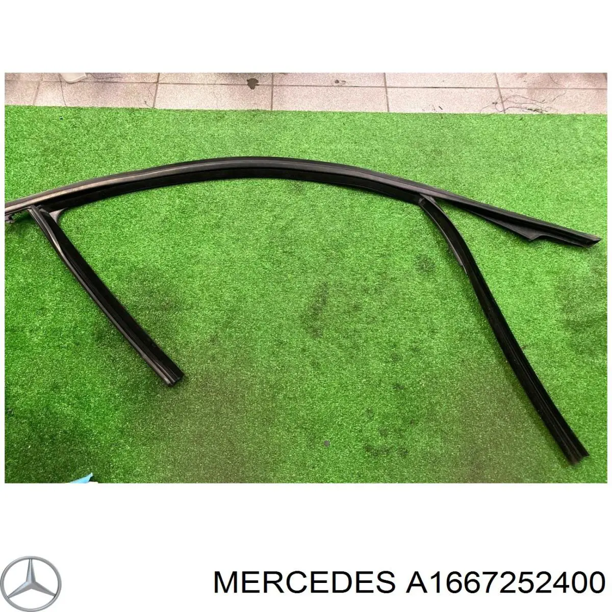Купити A1667252400 Mercedes 
