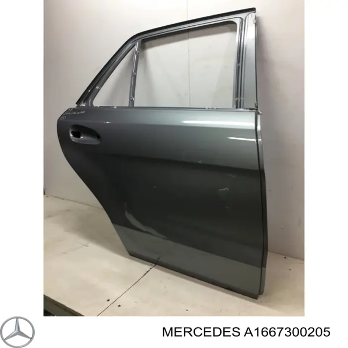 Двері задні, праві A1667300205 Mercedes