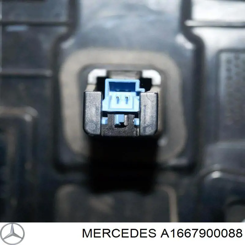Спойлер задніх дверей Mercedes A1667900088 ціна, від 43.17 USD
