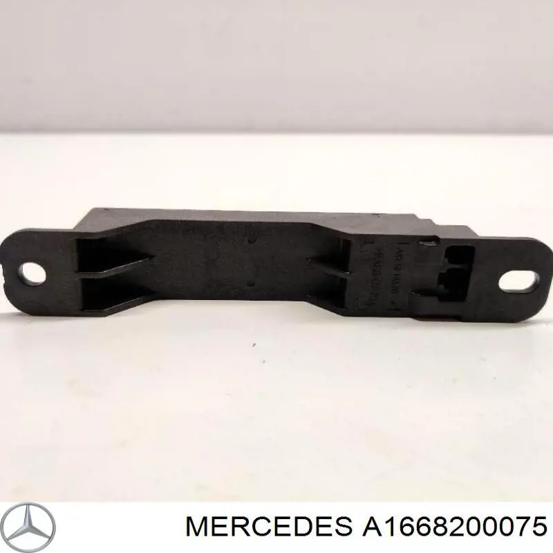 Антена Mercedes A1668200075 ціна, від 3.82 USD