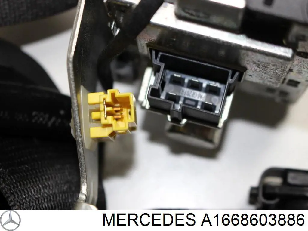 A1668603886 Mercedes Ремені безпеки