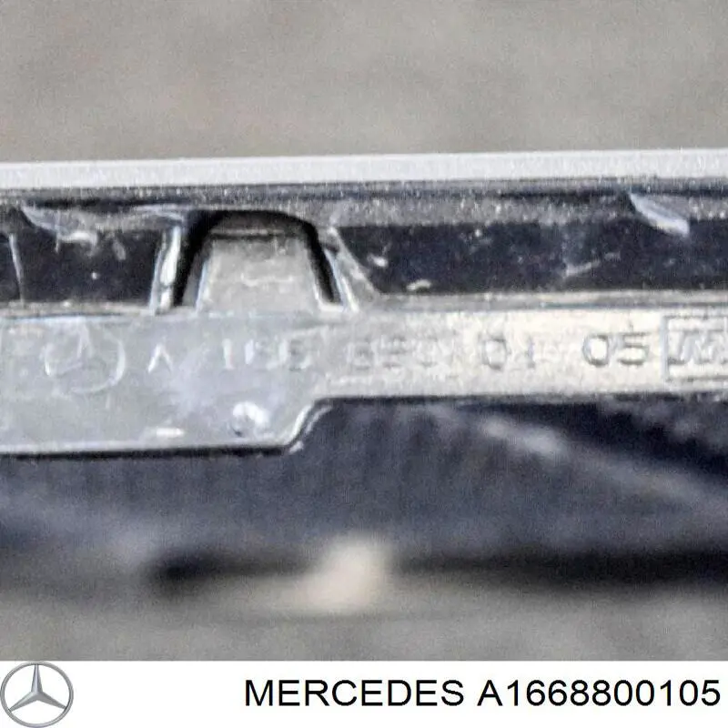 A1668800105 Mercedes Пластик двірників