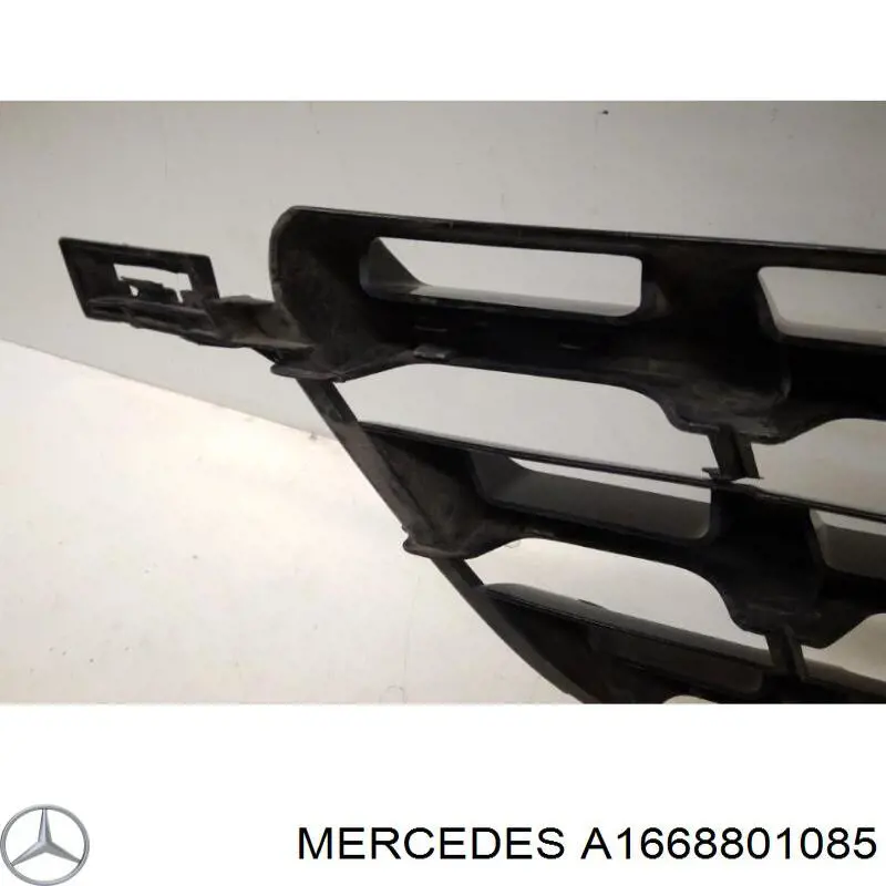 Купити A1668801085 Mercedes Захисна решітка радіатора