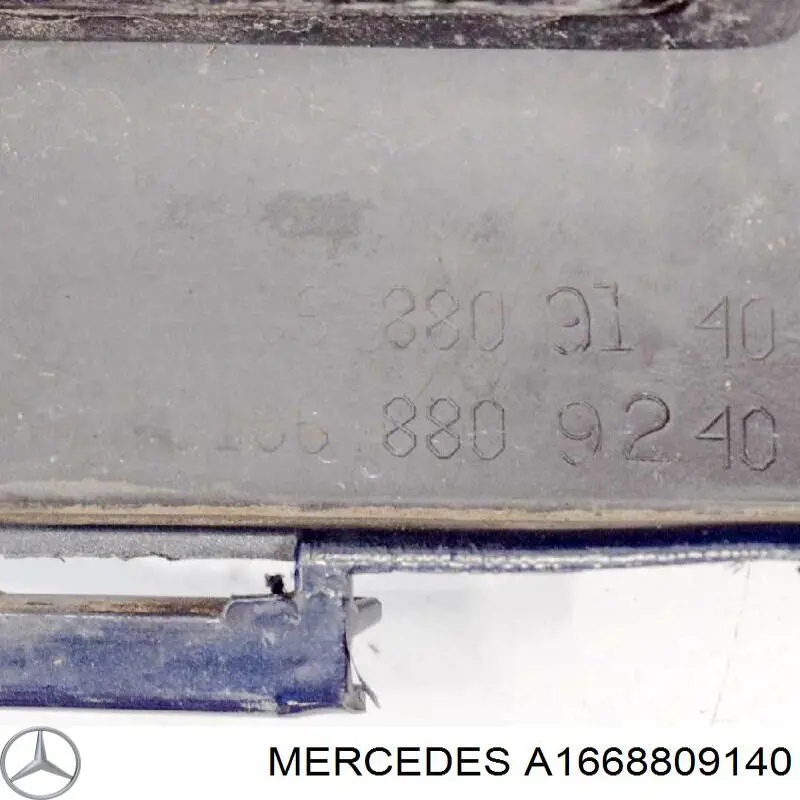  Mercedes A1668809140