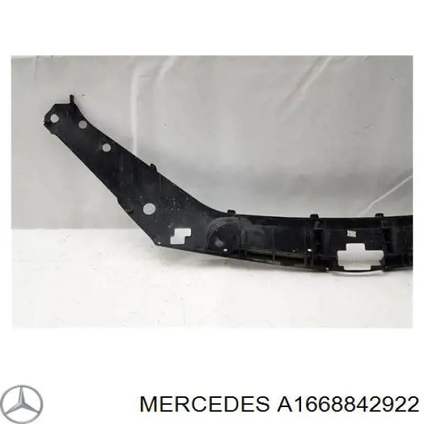 1668842922 Mercedes повітропровід / дефлектор радіатора, верхній