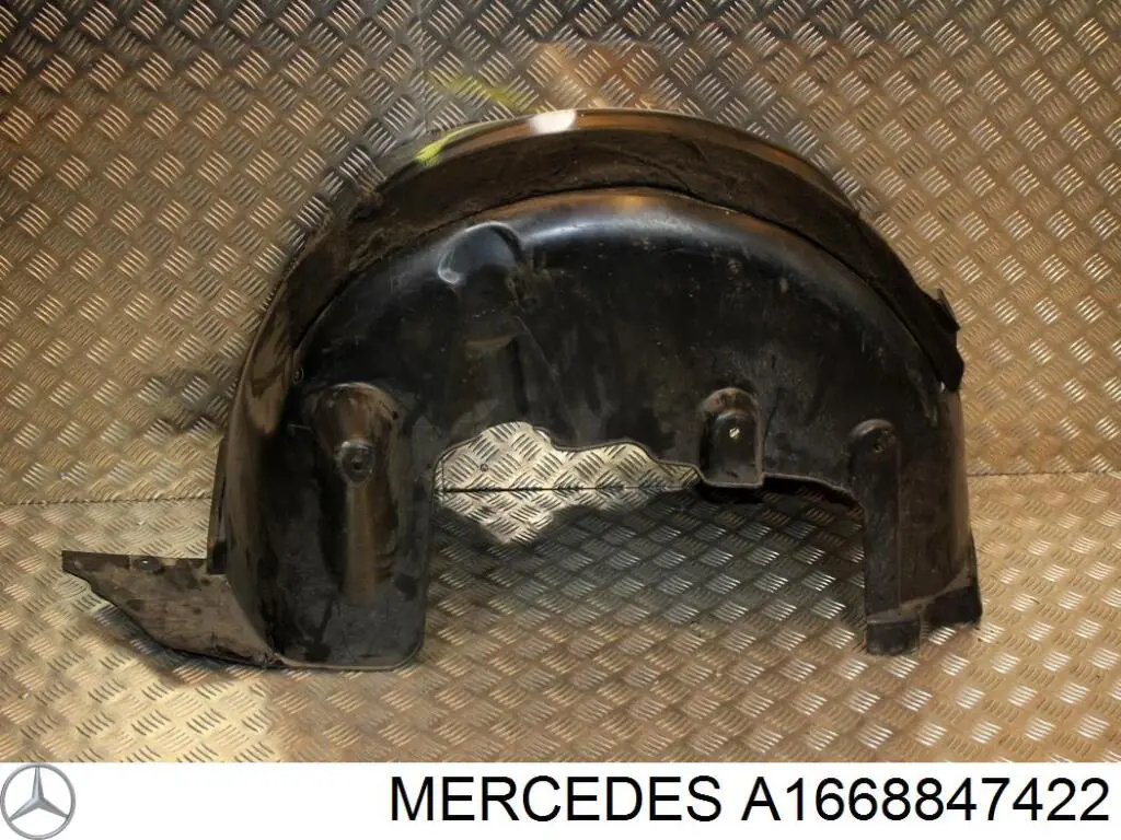 A1668847422 Mercedes Підкрилок заднього крила, лівий
