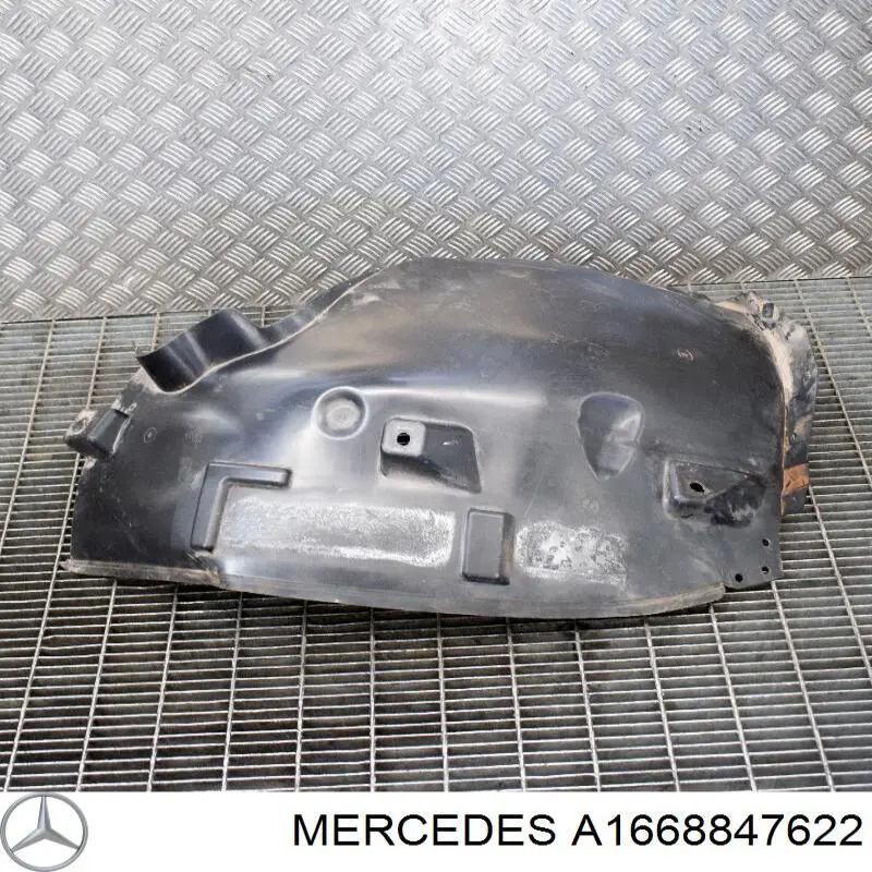 A1668847622 Mercedes Підкрилок переднього крила, лівий задній