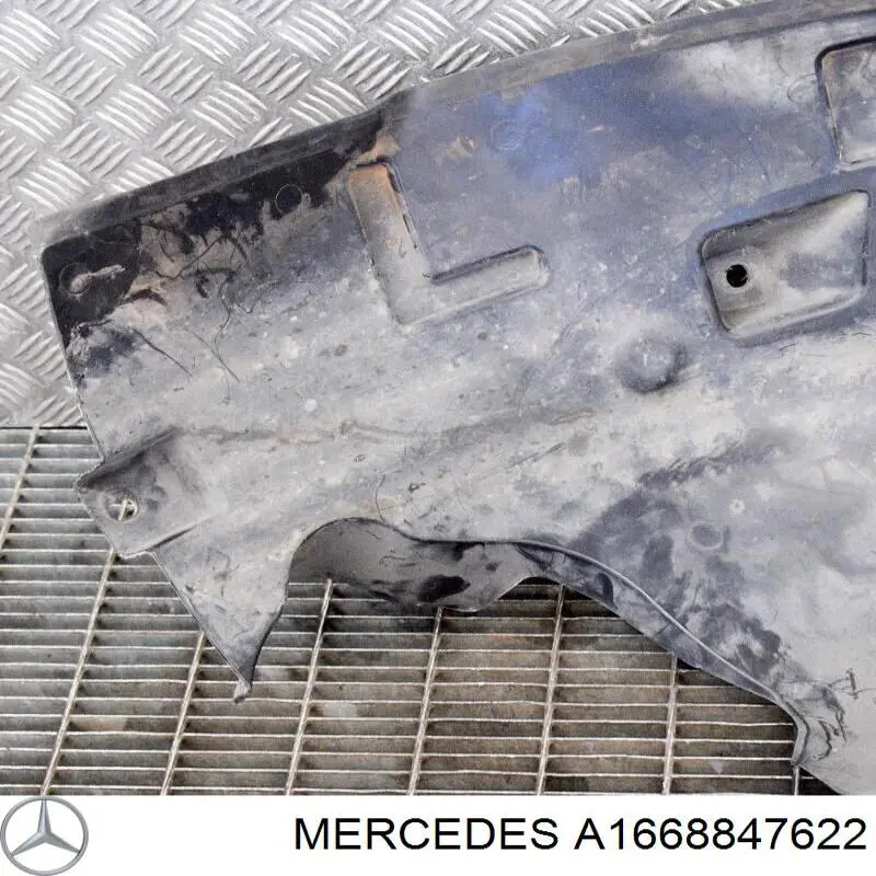 Підкрилок переднього крила, лівий задній Mercedes A1668847622 ціна, від 76.01 USD