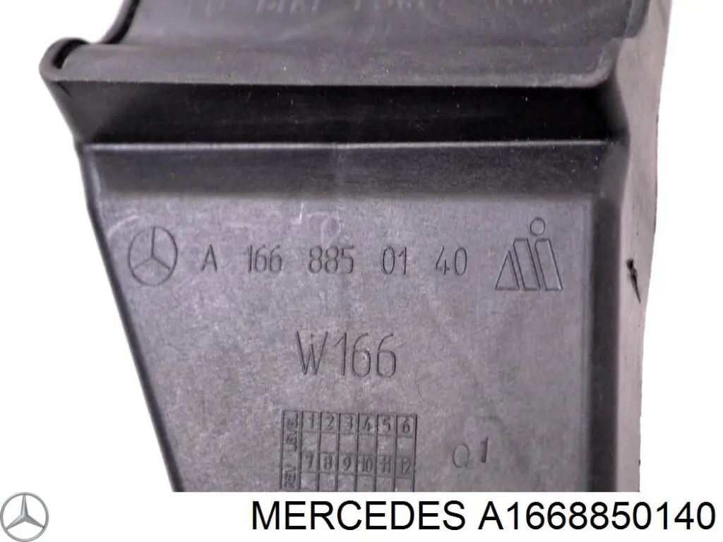 Кронштейн бампера заднього, правий Mercedes A1668850140 ціна, від 25.14 USD