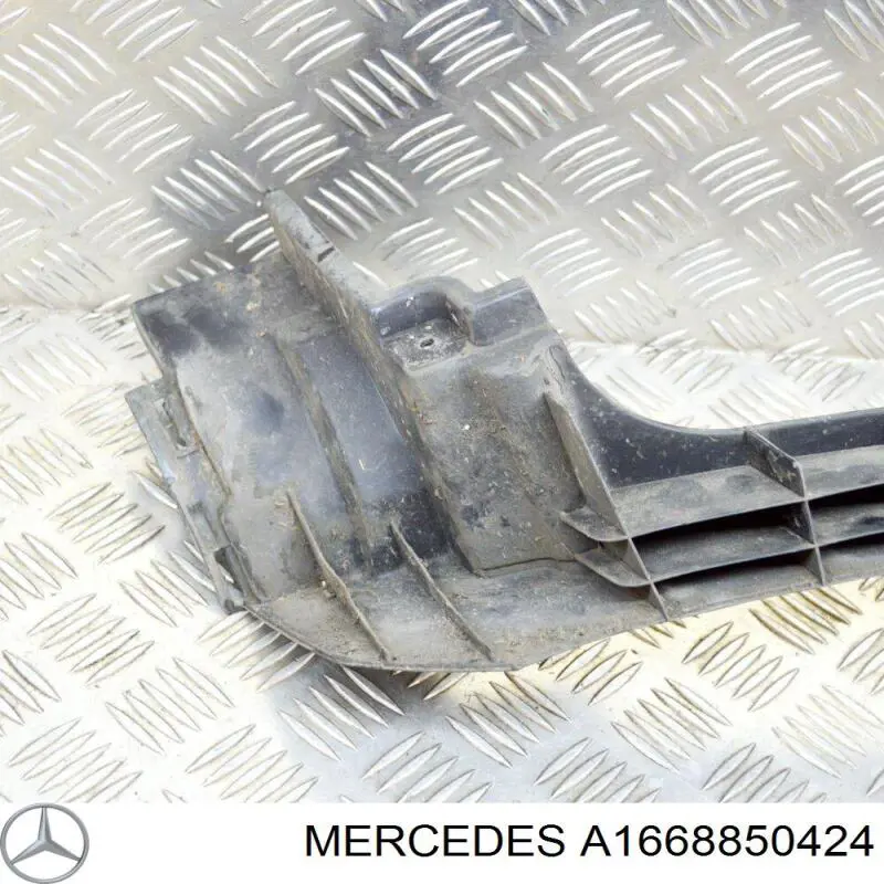 A1668850424 Mercedes 