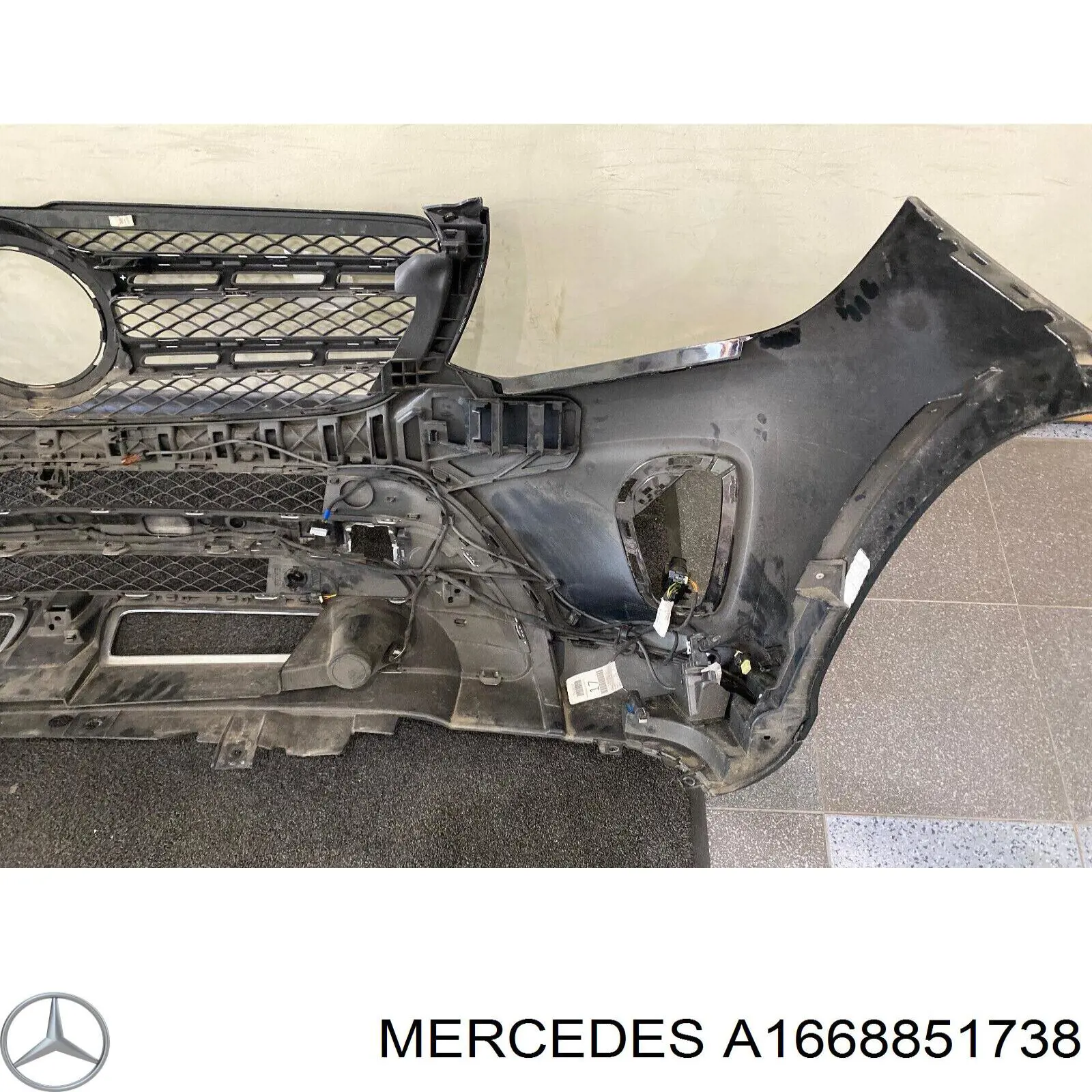A1668851738 Mercedes 