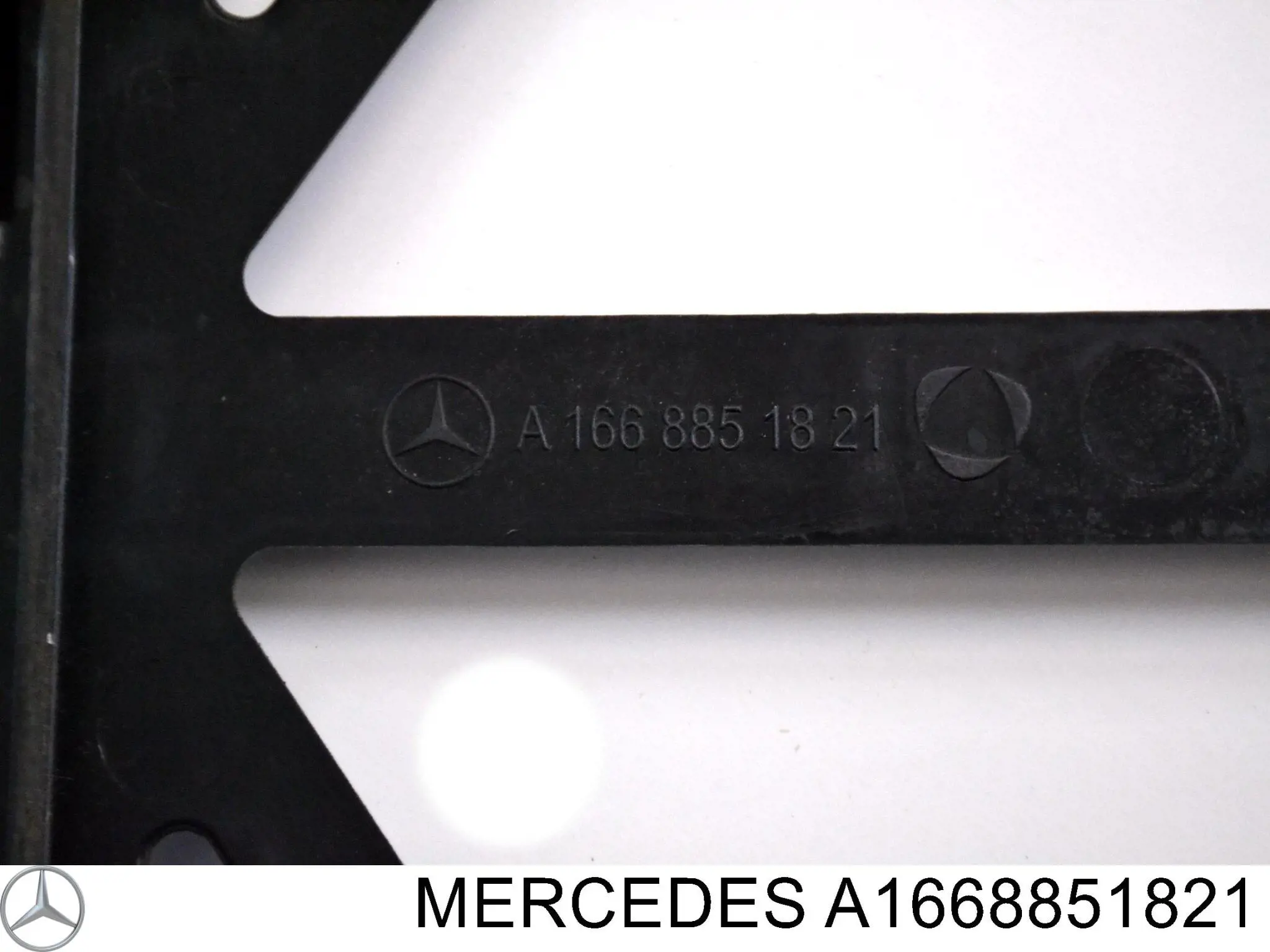  A1668851821 Mercedes