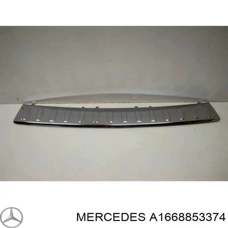 A1668853374 Mercedes Накладка бампера заднього, верхня захисна