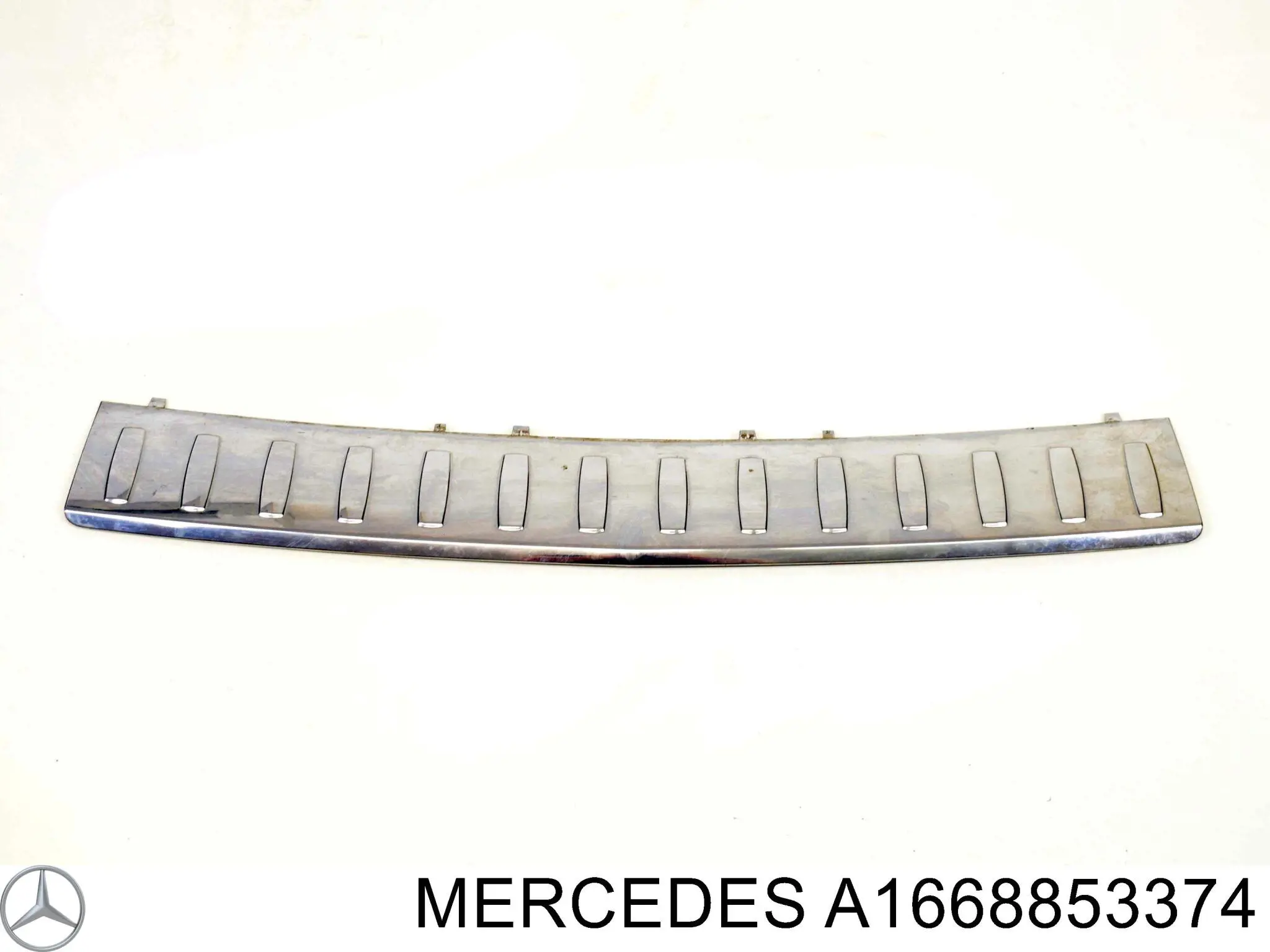 Накладка бампера заднього, верхня захисна (сходинка-підніжка) Mercedes A1668853374 ціна, від 125.40 USD