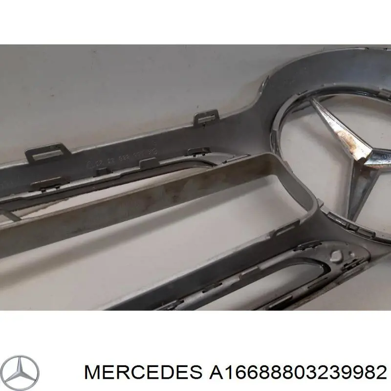 A16688803239982 Mercedes 
