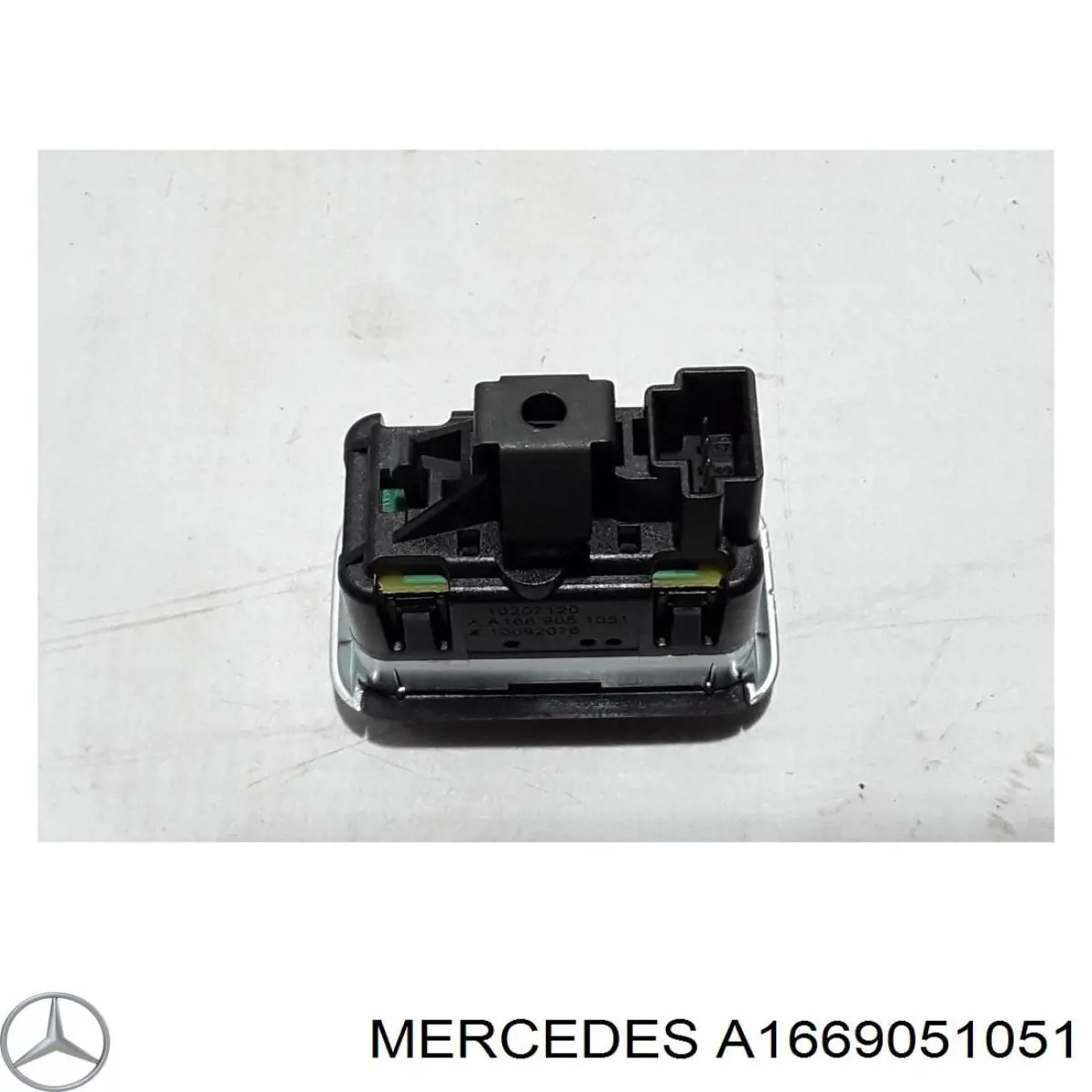 Купити A1669051051 Mercedes 