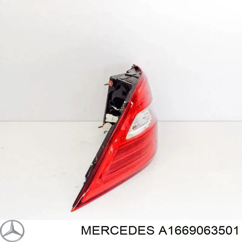 Ліхтар задній лівий Mercedes A1669063501 ціна, від 146.98 USD