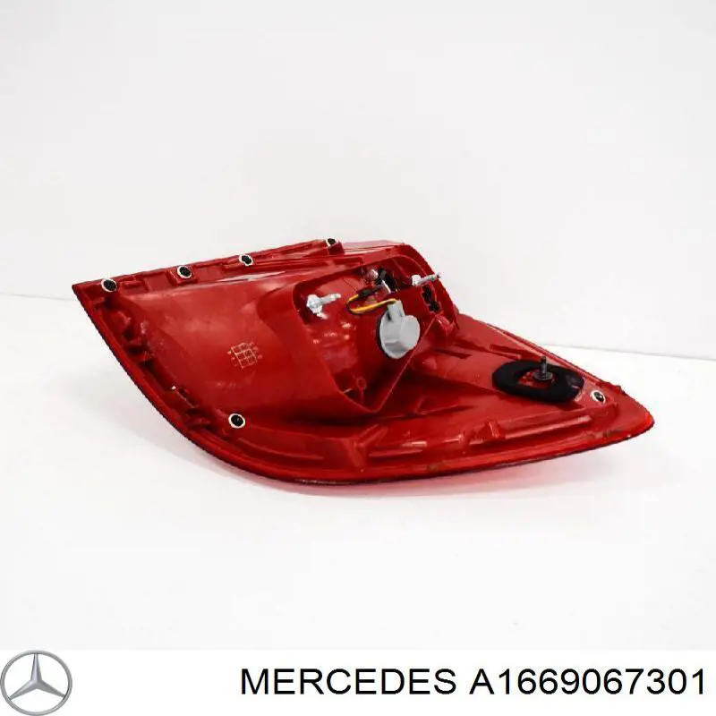 Задня ліва зовнішня фара Mercedes A1669067301 ціна, від 252.74 USD