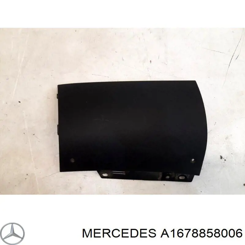 Накладка бампера заднього, права Mercedes A1678858006 ціна, від 32.79 USD