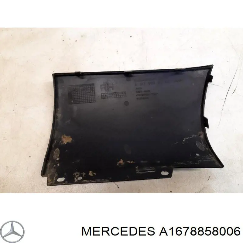 A1678858006 Mercedes Молдинг бампера заднього, правий