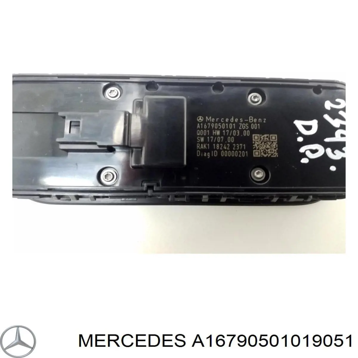 Кнопковий блок керування склопідіймачами передній лівий Mercedes A16790501019051 ціна, від 68.37 USD