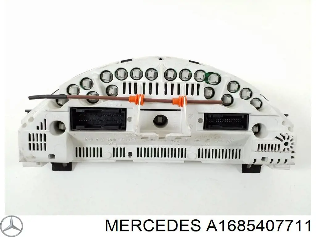 Приладова дошка-щиток приладів A1685407711 Mercedes
