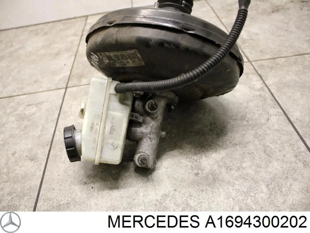 Бачок гальмівний A1694300202 Mercedes