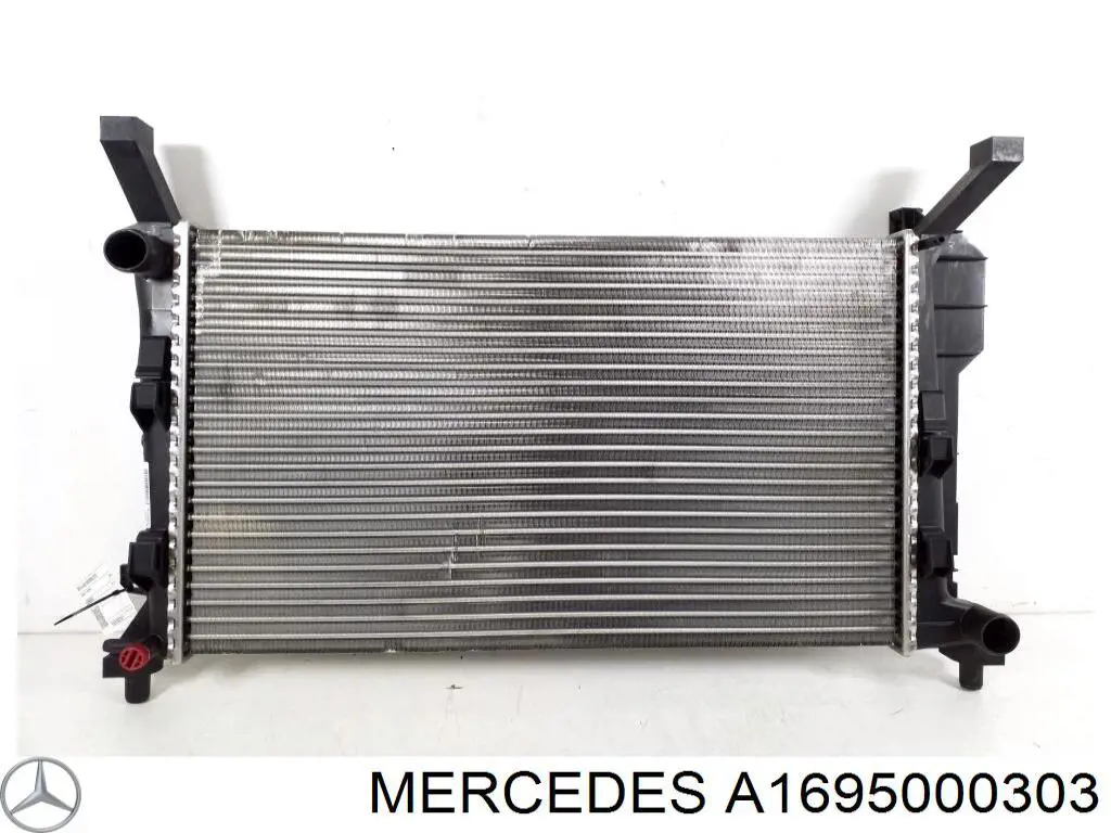 Купити A1695000303 Mercedes Радіатор двигуна