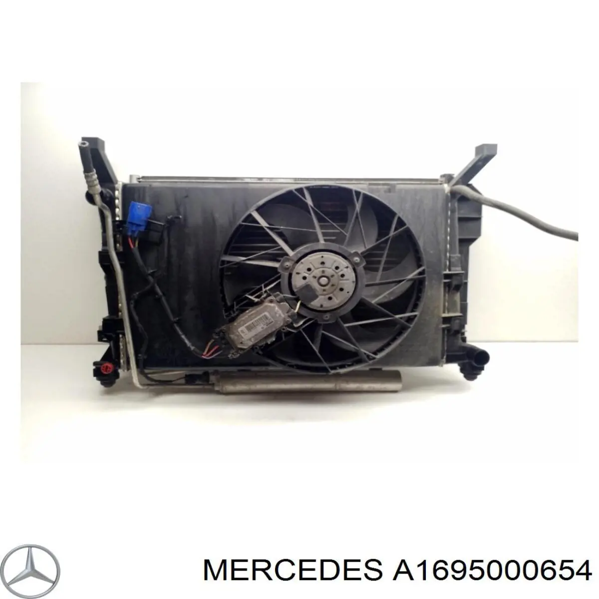 Купити A1695000654 Mercedes Радіатор системи охолодження кондиціонера