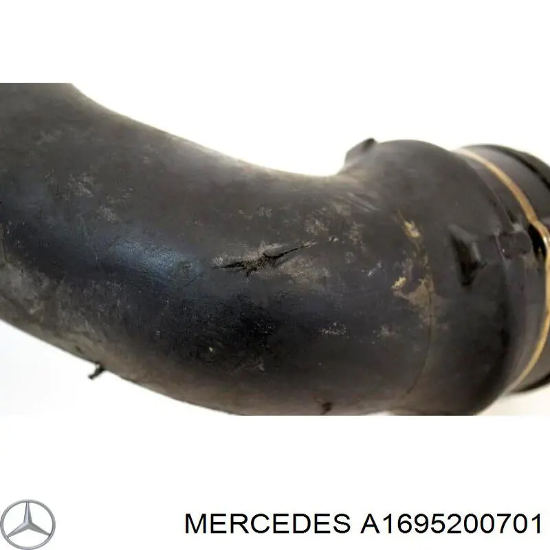 Шланг/патрубок интеркуллера Mercedes A1695200701 ціна, від 22.80 USD