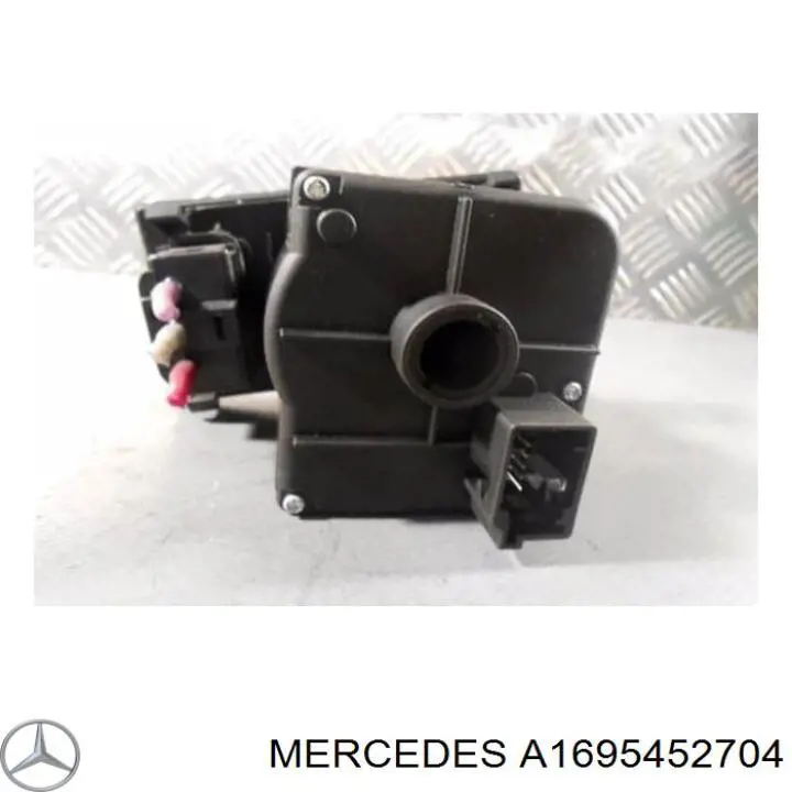 Купити A1695452704 Mercedes 
