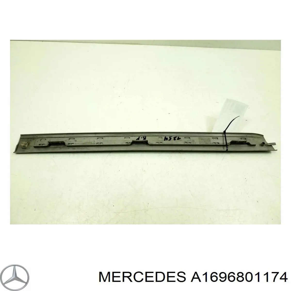 Купити A1696801174 Mercedes 