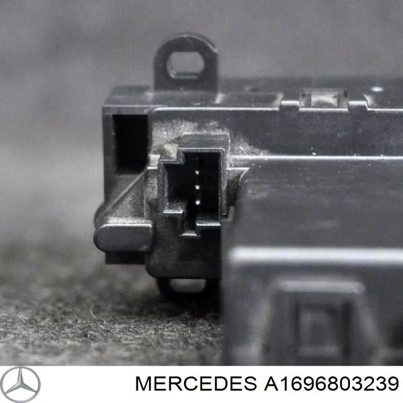  Mercedes A1696803239 ціна, від 25.34 USD