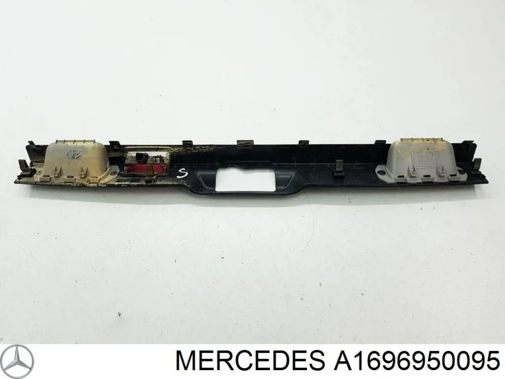 A1696950095 Mercedes 