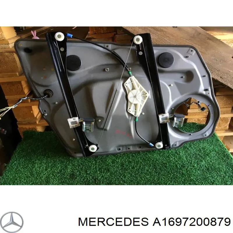 1697203279 Mercedes механізм склопідіймача двері передньої, правої