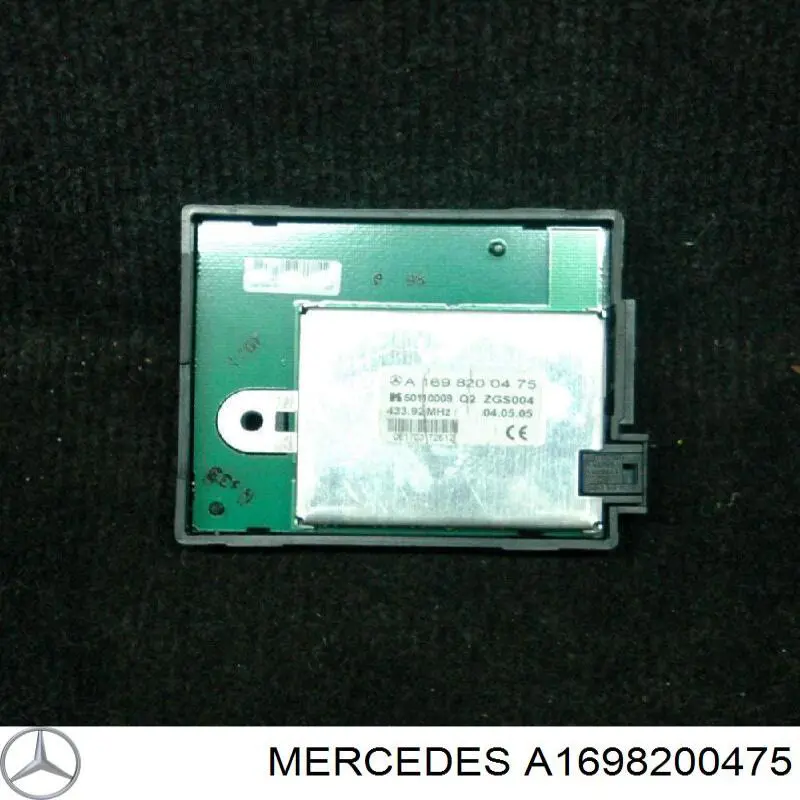 Купити A1698200475 Mercedes Антена