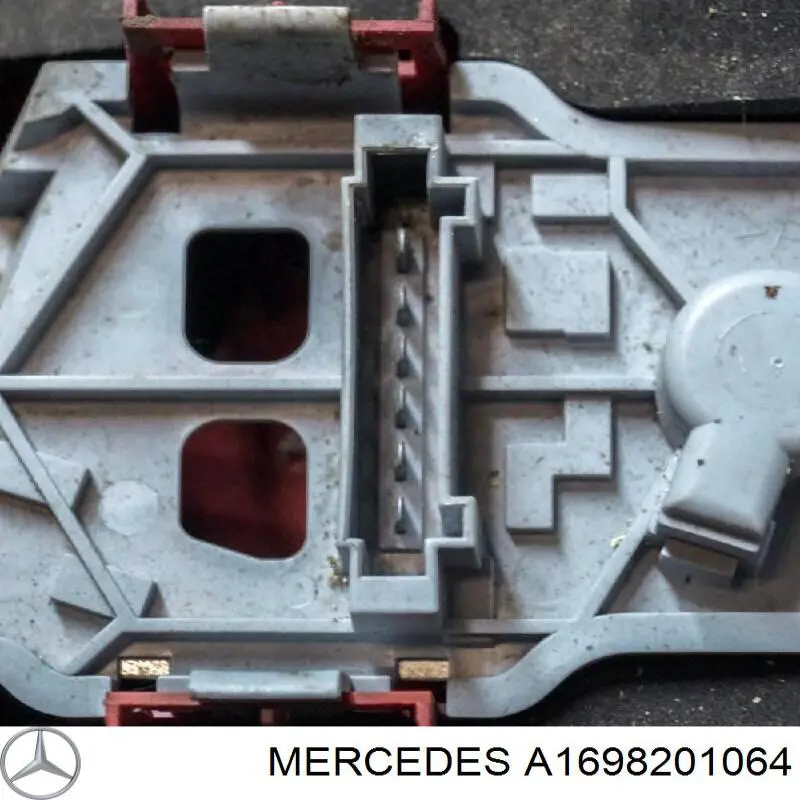 Задні ліхтарі Mercedes A1698201064 ціна, від 53.12 USD