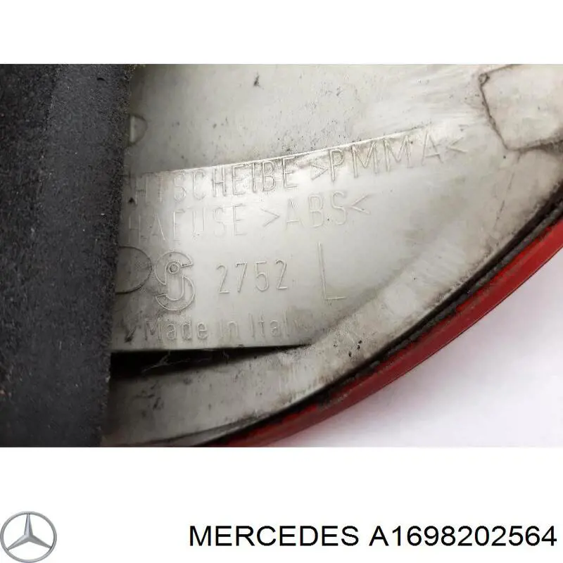Стоп задній Mercedes A1698202564