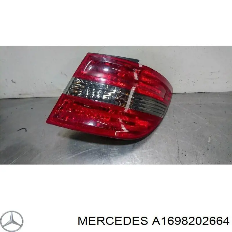Задній правий зовнішній ліхтар Mercedes A1698202664 ціна, від 63.34 USD