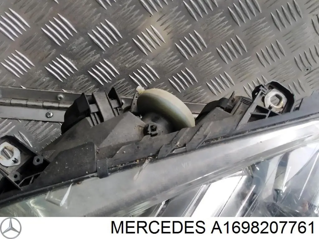 Фара ліва 710301247201 Magneti Marelli