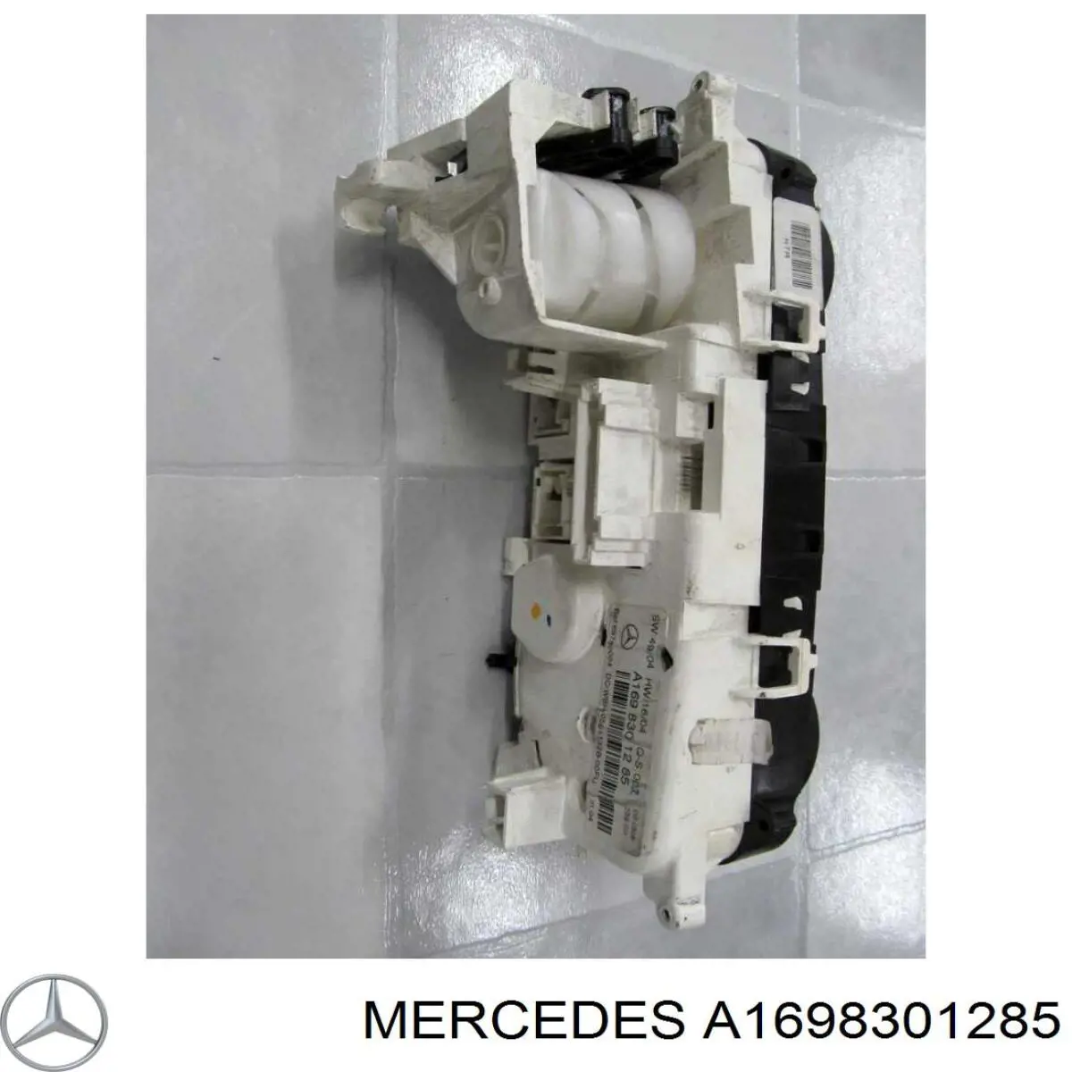 Регулятор вентилятора обігрівача Mercedes A1698301685 ціна, від 504.35 USD