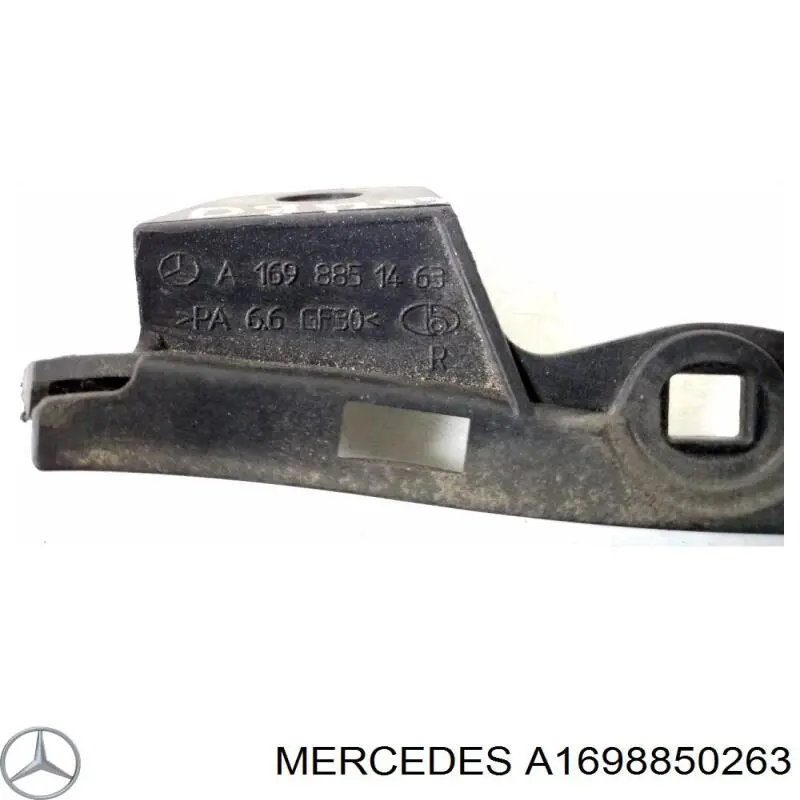 Направляюча заднього бампера, права A1698850263 Mercedes