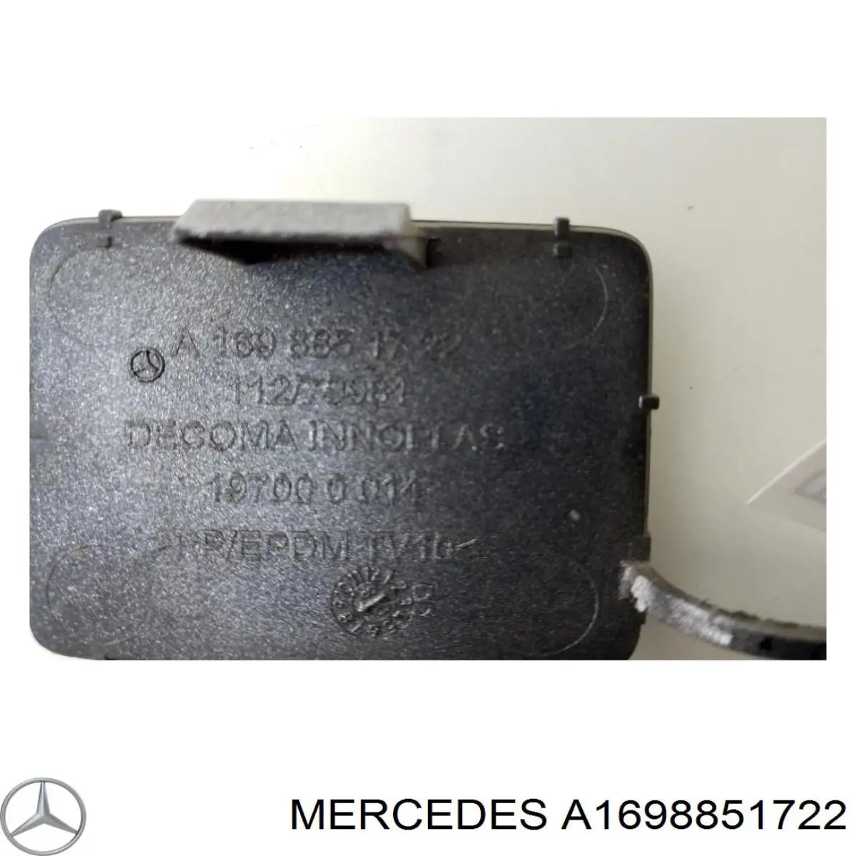 Заглушка бампера буксирувального гака, задня A1698851722 Mercedes