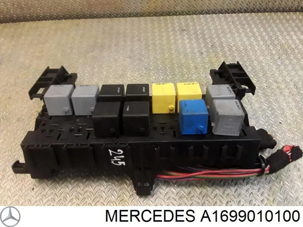 A1699010100 Mercedes Блок комфорту