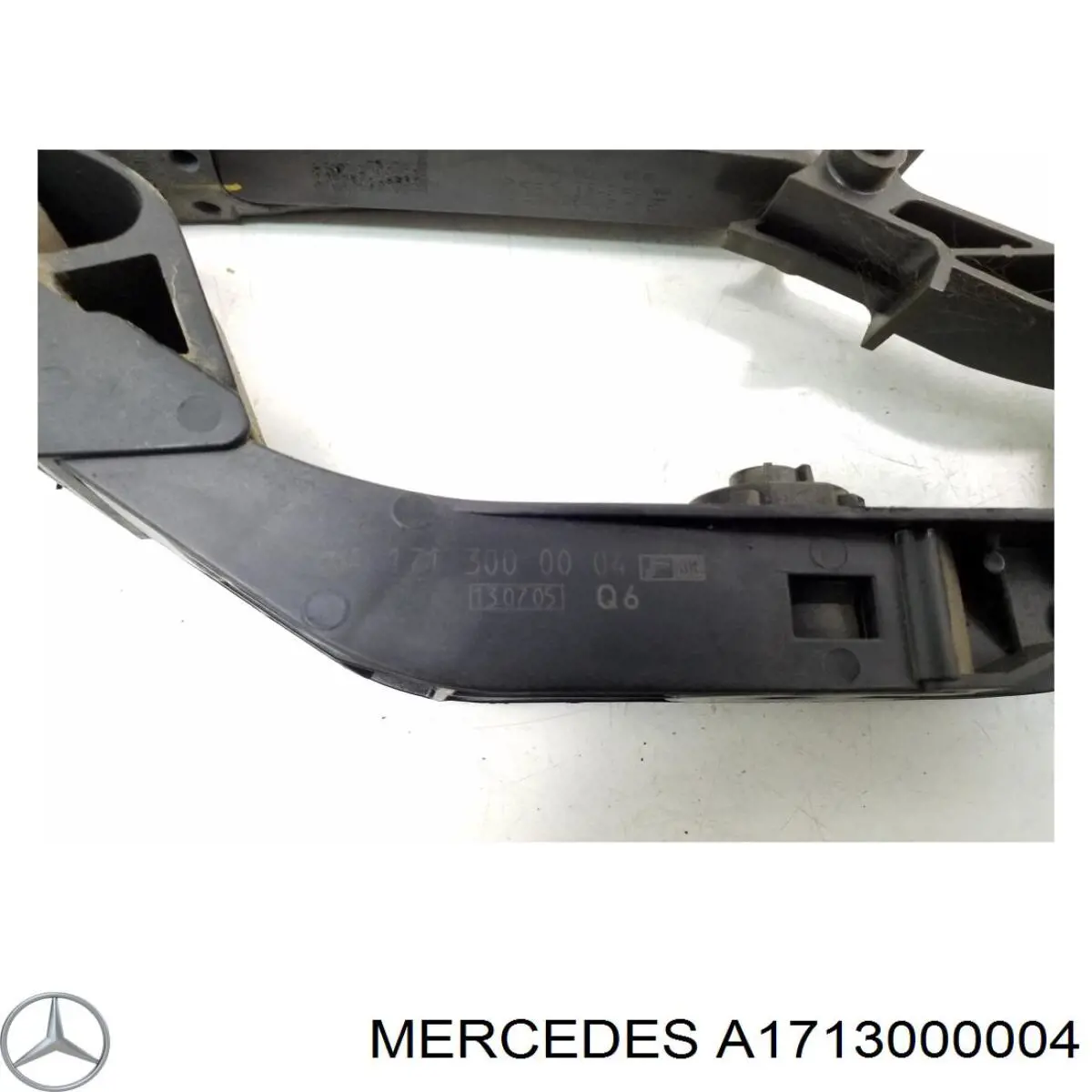  1713000004 Mercedes